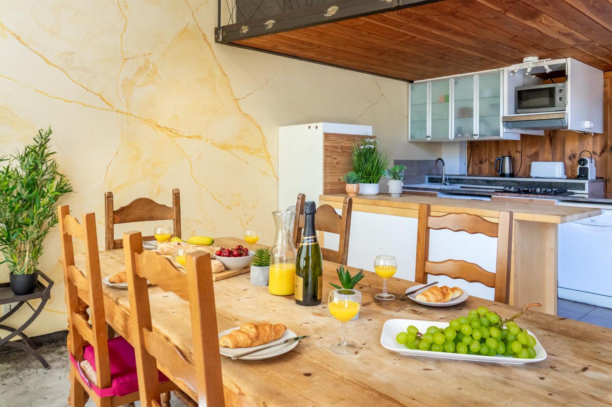Ultimate Relaxation For Family Or Group At Renowned Couvent Des Ursulines, A Tranquil Escape In Historic Pezenas别墅 客房 照片